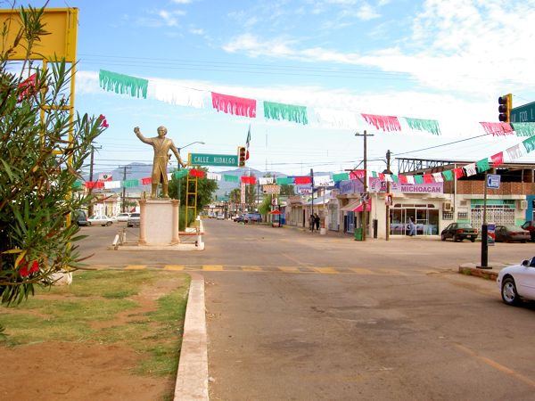 Calle Hidalgo - Naco, Sonora